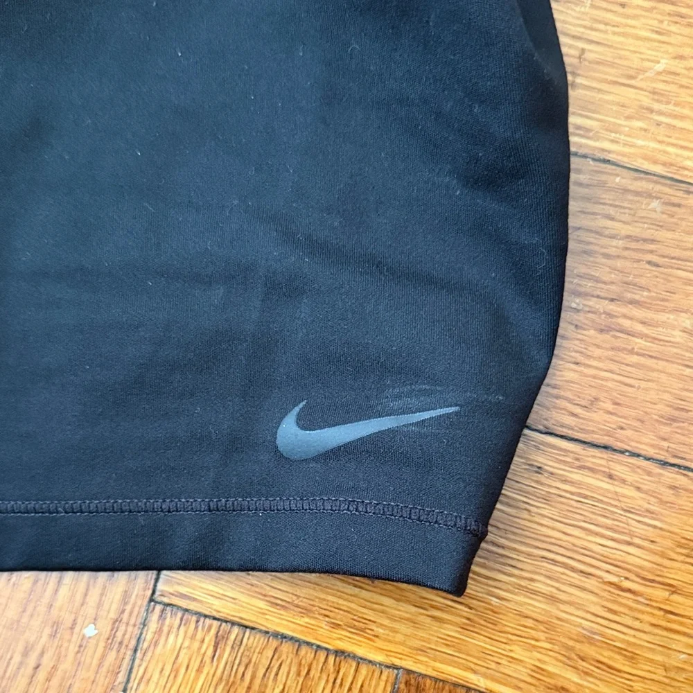 Nike Women's Black Sports Bra Tank - Picture 6 of 7